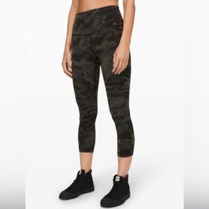 Lululemon ALIGN CROP *21" Incognito Camo Multi Gator Green